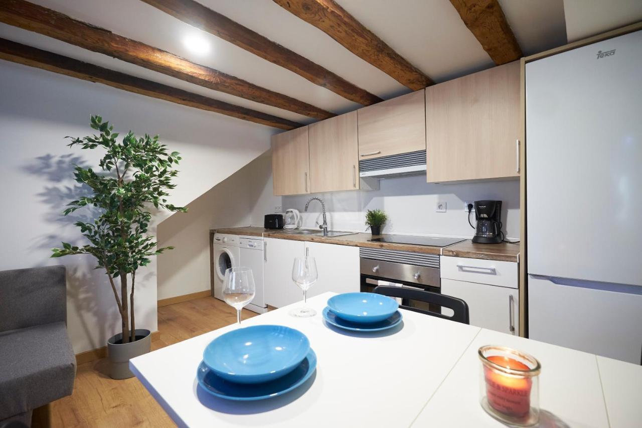Urban Apartamento *